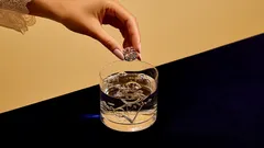 So bringst du Gold- und Silberschmuck mit Hausmitteln wieder zum Glänzen